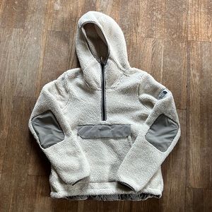 North face half zip!